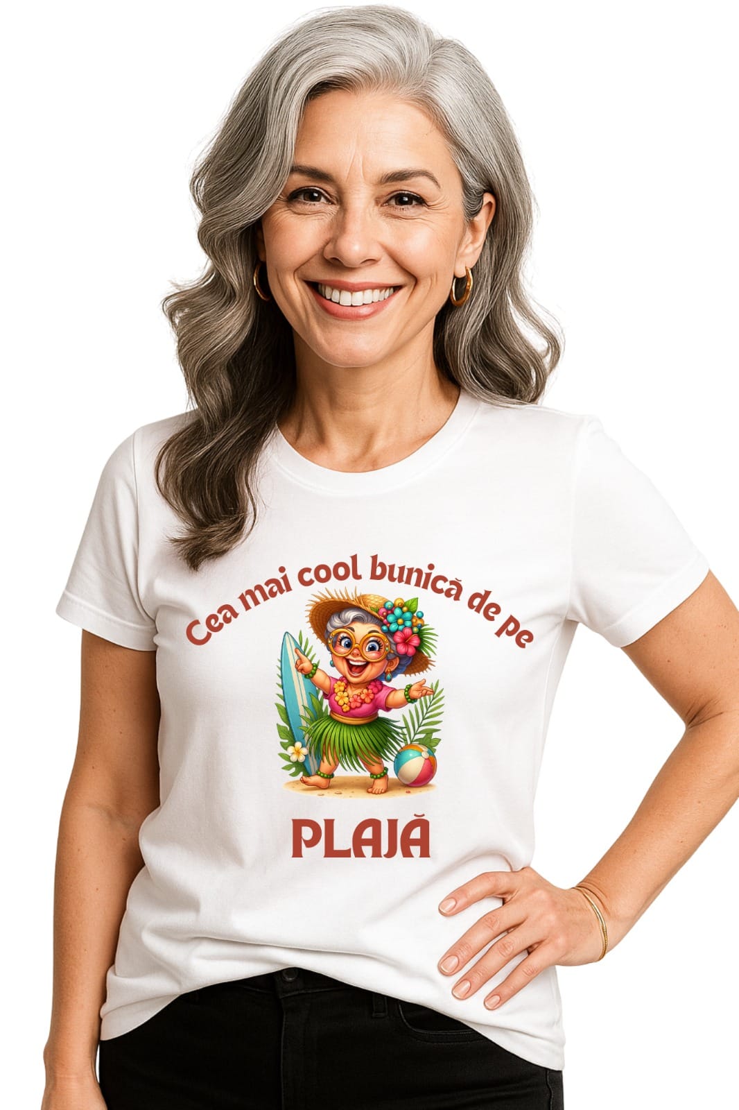 Tricou alb personalizat bumbac 100% – Cea mai cool bunică de pe plajă – fashion & funny