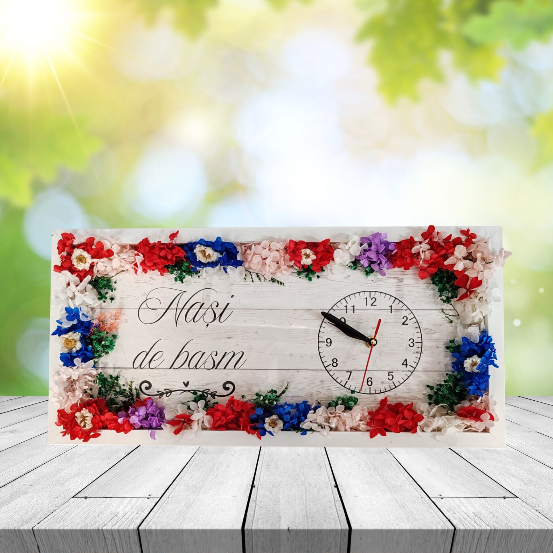 Ceas personalizat ,,Nași de basm,, decorat cu flori criogenate, 23x50 cm