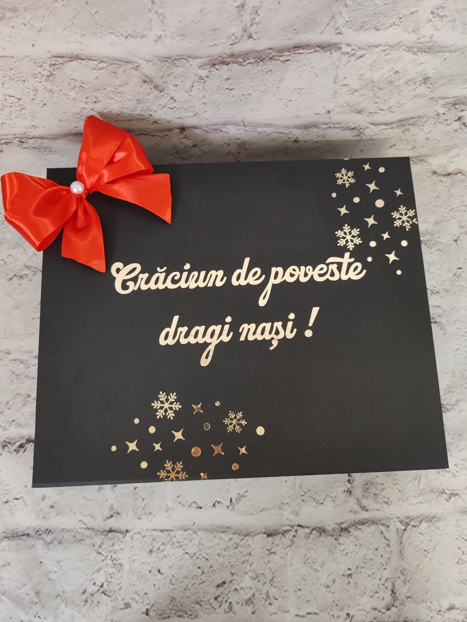Set cadou crăciun pentru nași – “Crăciun de Poveste” | Cutie elegantă personalizată, modelul 48 - imagine 2