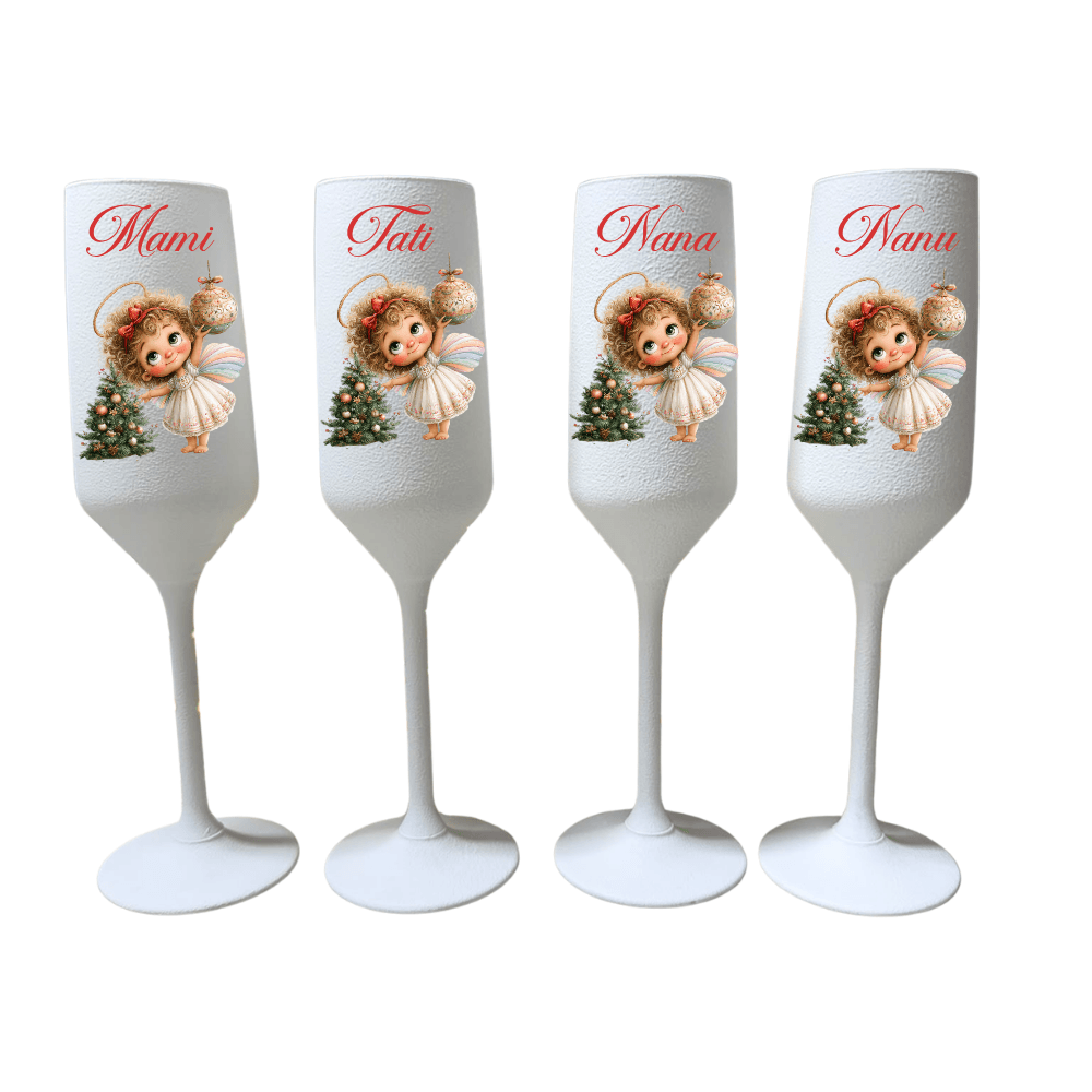 Set 4 pahare din sticlă personalizate, 22 cl – Mami, Tati, Nana și Nanu, model îngeraș cu brad de Crăciun